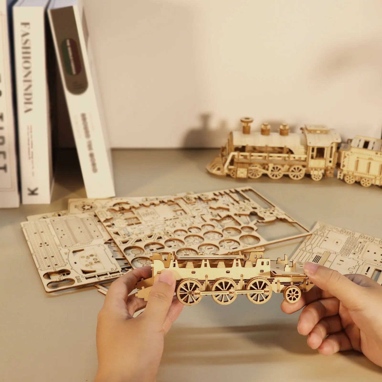 Puzzle 3D en Bois | Locomotive Mécanique